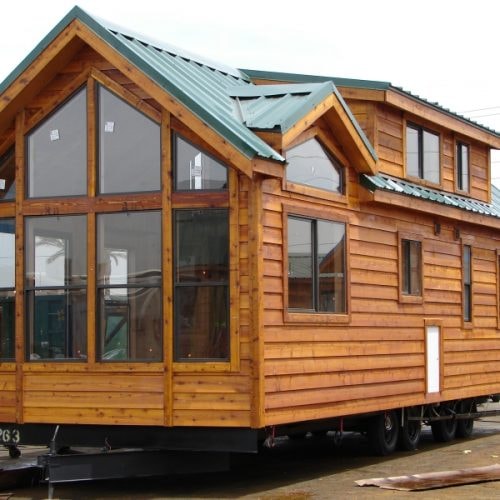 Tiny house finished in Amber